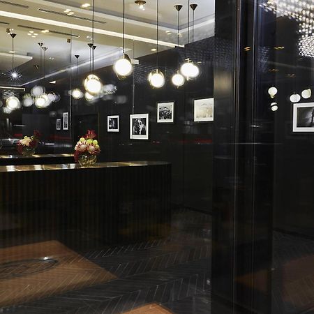 Roomers Munich, Autograph Collection Ngoại thất bức ảnh The lobby of the hotel