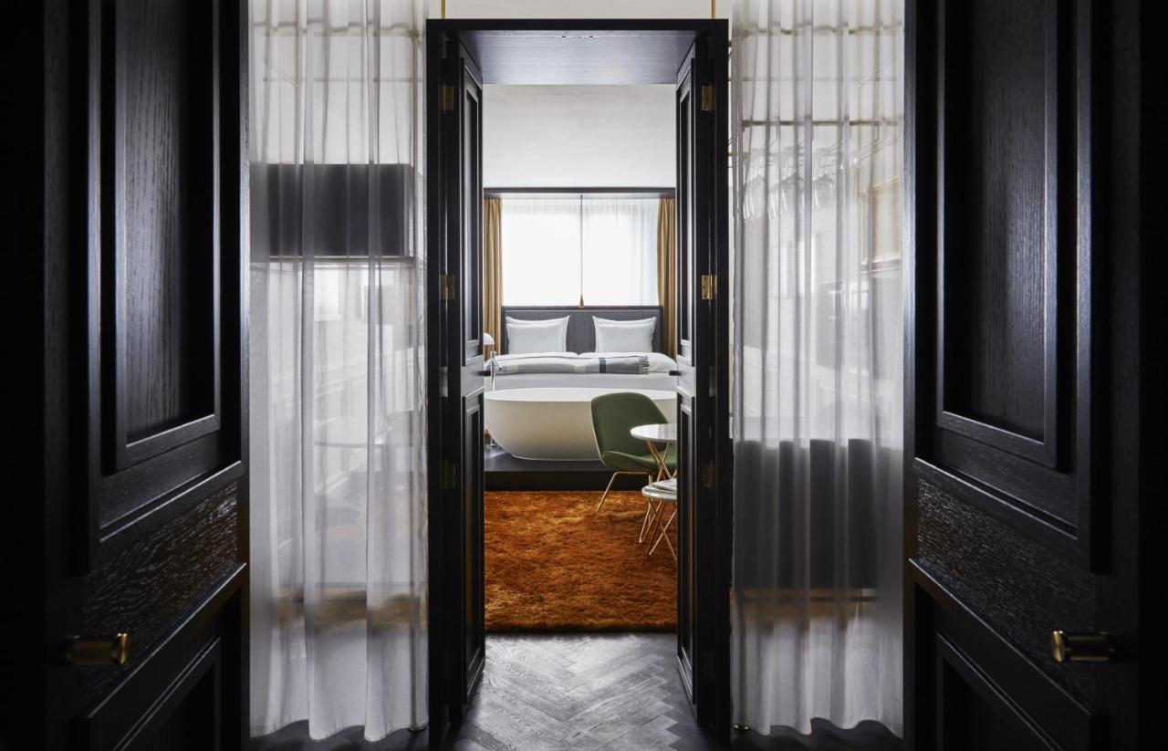 Roomers Munich, Autograph Collection Ngoại thất bức ảnh A suite at the hotel