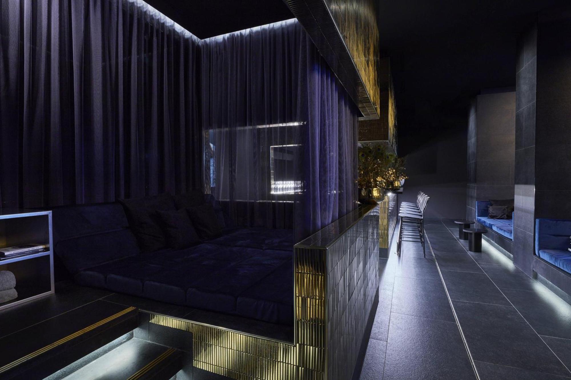 Roomers Munich, Autograph Collection Ngoại thất bức ảnh The interior of the nightclub