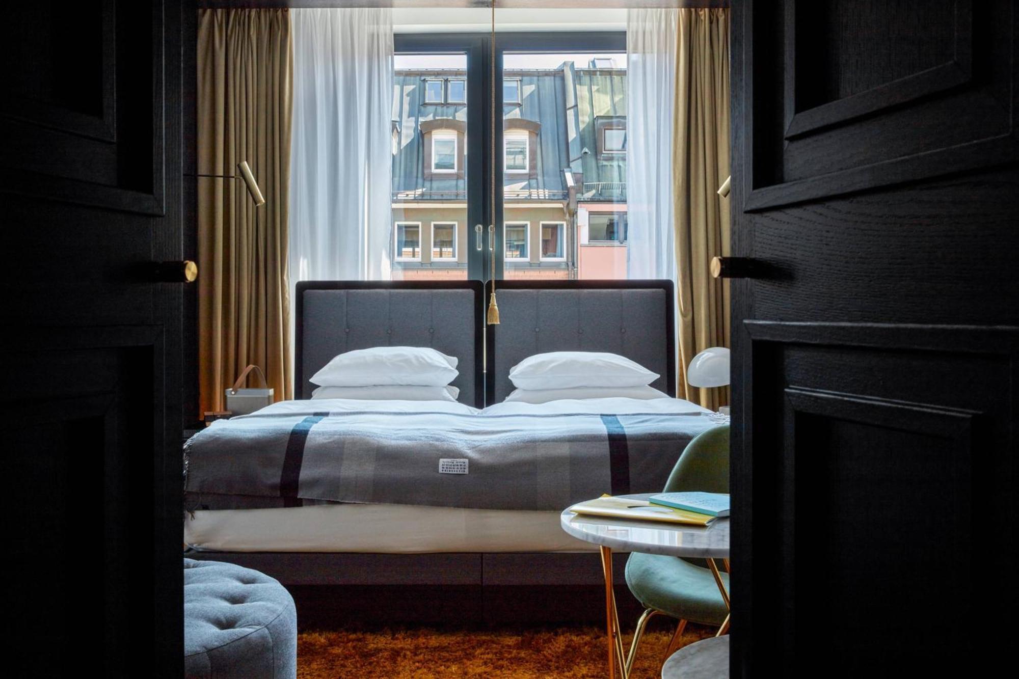 Roomers Munich, Autograph Collection Ngoại thất bức ảnh A room at the hotel